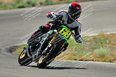 media/May-31-2025-Classic Track Day (Sat) [[da23ab3028]]/Group A/Session 3 (Turns 10 and 11)/